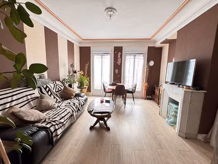 a louer - f3 - cours de la republique