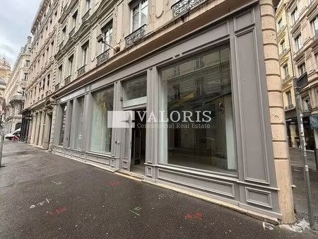 location commerce lyon 1er 69001 291m²