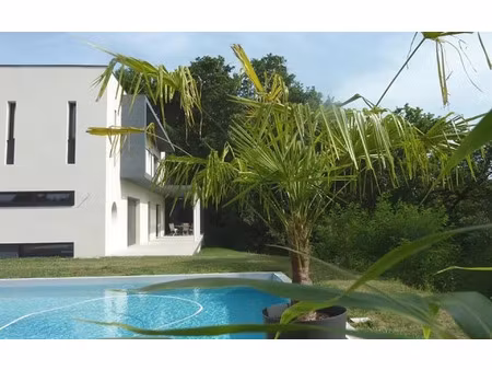 maison chaponost 207.11 m² t-5 à vendre  995 000 €