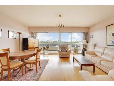 appartement familial 4 pièces avec grande terrasse – courbevoie