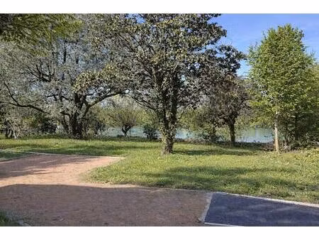 beauregard . duplex 4 pièces 109m2 habitables + terrasse  cave et 2 places de stationnemen