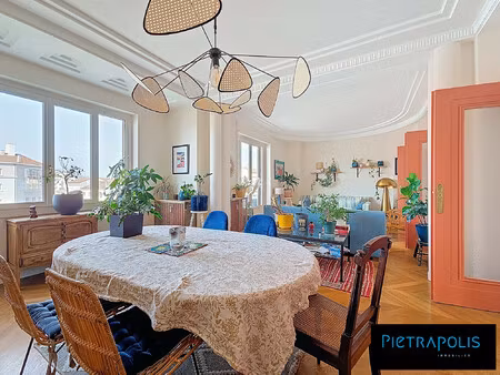 bel appartement de 116 m2 (3 chambres)