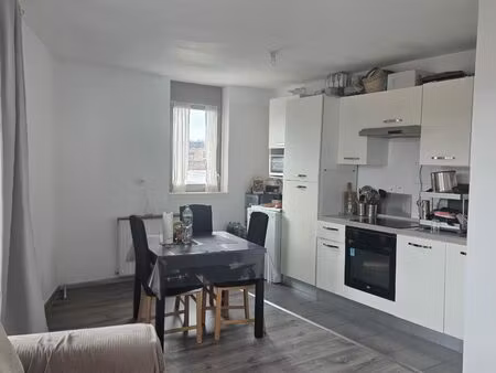 bel appartement avec grand balcon roubaix