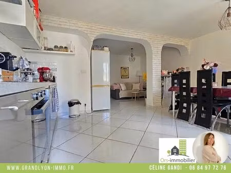 a vendre appartement type 3 avec parking vienne 38200