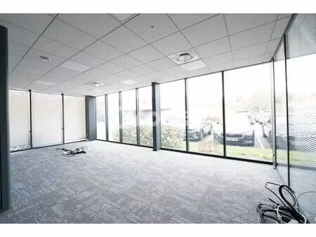 location bureaux 232 m² à 500 m²