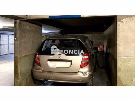 emplacement stationnement