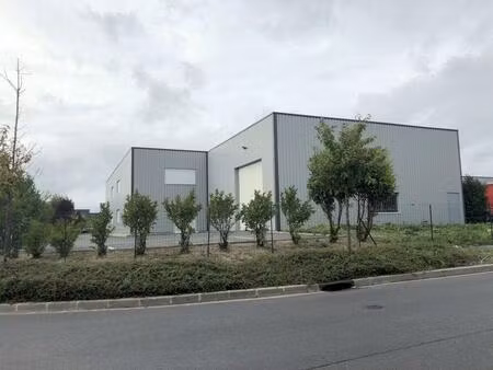location local d’activités reims 51100 962m²