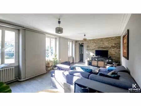 maison 7 pièces de 183m² / beaux volumes / garage + cave