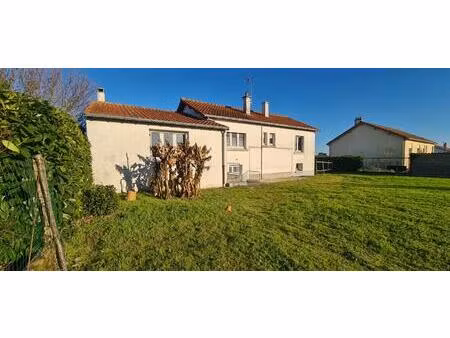 maison gétigné 5 p . 3 chs . 96 m² . garage . cave . t 415 m²