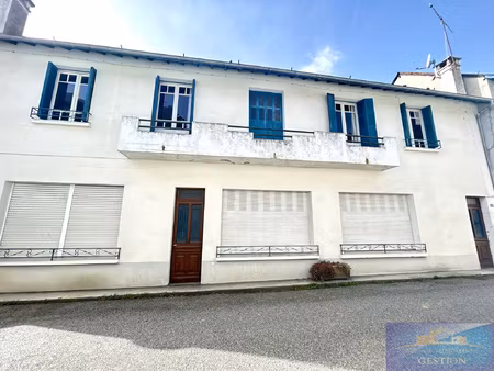 valle de castelloubon - maison de village a fort potentiel