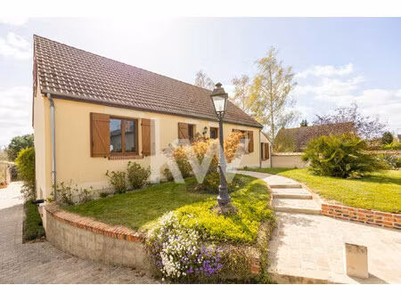 maison 6 pieces avec piscine et jardin a vendre a loury