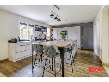 maison familiale - 4 chambres + bureau