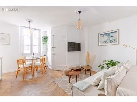 paris 3 - appartement rénové et équipé