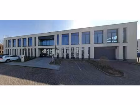 nice offices to let as from 200 m² up to 6.000 m²