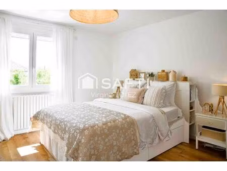 maison rénovée avec élégance - 5 chambres - emplacements idéal - lagnieu 01150