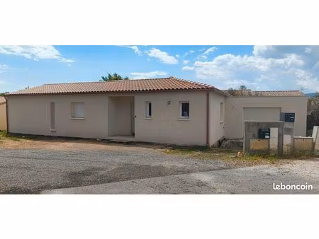 villa 143m32 m2 dont 25 m2 de garage