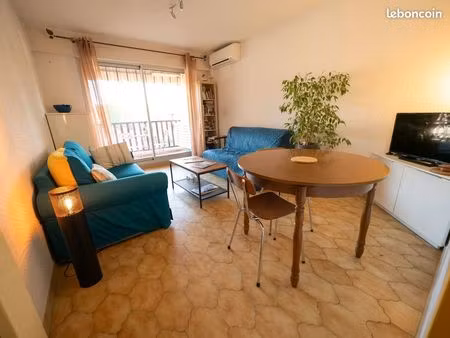 sanary-sur-mer – t2 lumineux 37m² | balcon plein sud | garage