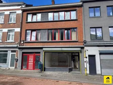 rez-de-chaussee commercial a louer