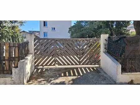 place de parking sécurisée ambilly