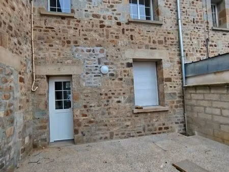 maison à louer dans le bourg