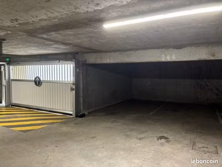 place de parking - résidence sécurisée le parc saint gilles