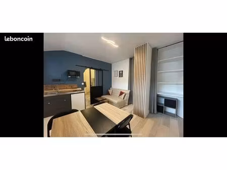 studio meublé rénové – hyper centre chambéry – 15 m²