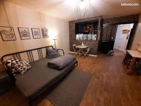 studio meublé idéal couple d'étudiants