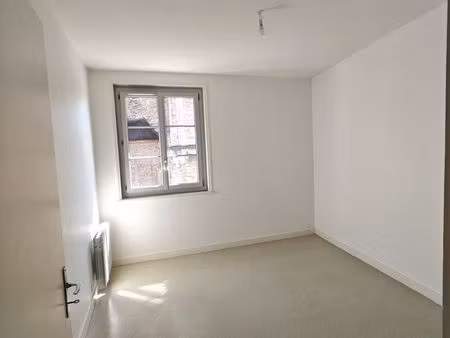 ◊ t2 53.91 m2 avec parking - disponible immédiatement