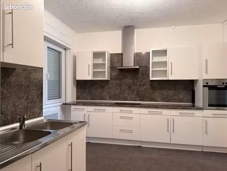 grand 3p lumineux prox ecoles + commerces dispo