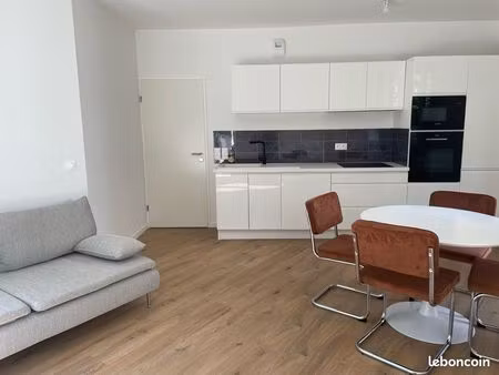 t3 récent avec jardin proche transports