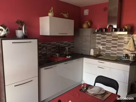 appartement 85 m² sacré coeur + garage fermé