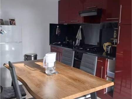 t3 lumineux et soigné – 60 m² – centre la flèche