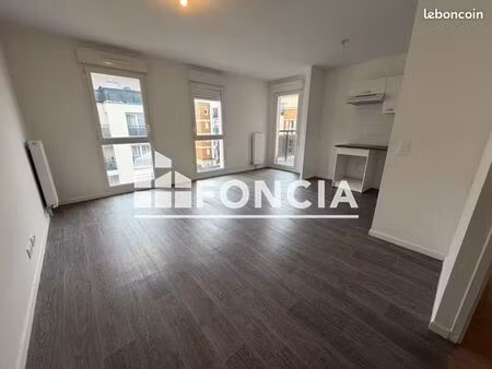 appartement 3 pièces 57.8m² à louer 958 - maurepas 78310