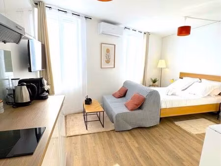 studio meublé entièrement rénové