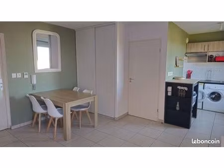 studio 1 pièce 29 m²