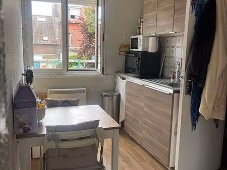 f2 lumineux- bien agencé -quartier la hotoie