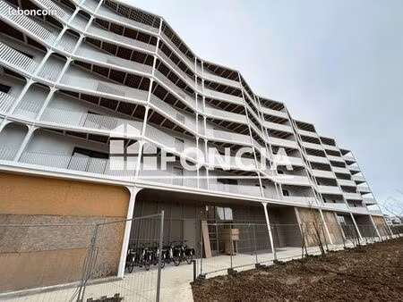 appartement 27.6m² à louer 700 - bussy saint georges 77600