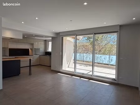 appartement t4 duplex 110m2 avec terrasse