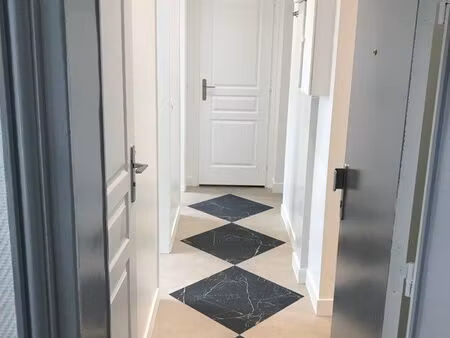 appartement rénové 3 pièces rez de chaussée