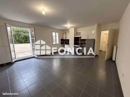 appartement 2 pièces 52.95m² à louer 875 - acheres 78260