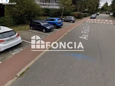 stationnement à louer 50 - elancourt 78990