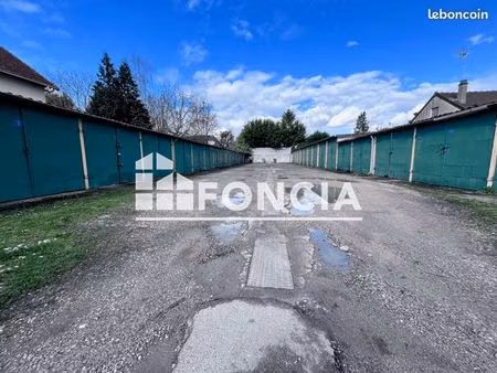 stationnement 12m² à louer 60 - villeparisis 77270