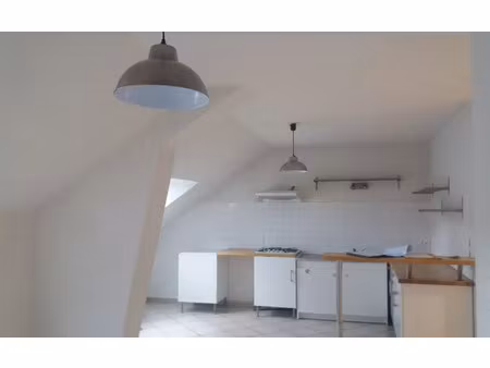 location appartement  m² t-3 à cruseilles  850 €