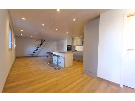 location maison  m² t-3 à montceau-les-mines  770 €