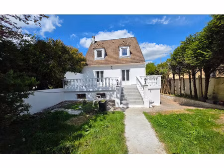 location maison  118 m² t-5 à villiers-sur-marne  2 300 €