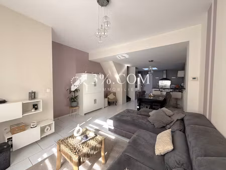 maison de 1930 avec 3 chambres + 1 cour