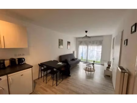 location appartement  m² t-2 à calais  705 €