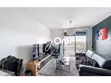 location appartement  34.3 m² t-1 à clermont-ferrand  552 €