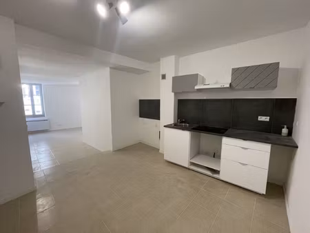 appartement t1 37m2 centre du village