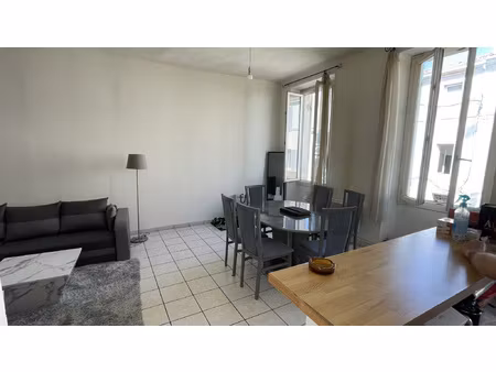 spacieux t2 secteur castellane / menpenti